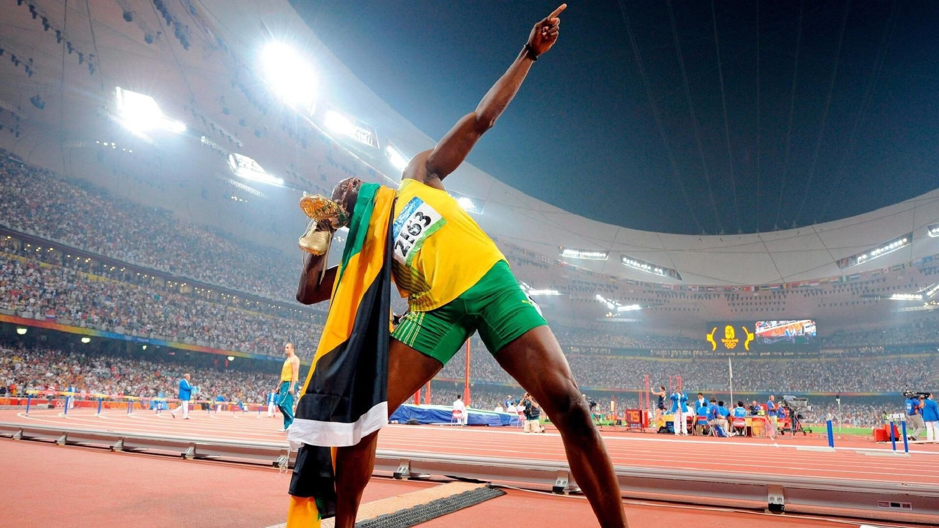 逆转“梦幻之夜”：欧冠舞台上的奇迹回忆，欧冠梦幻球场